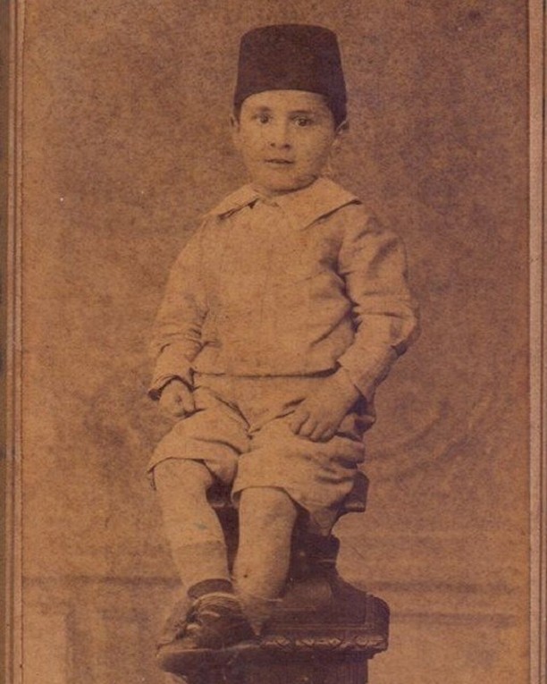 An Ottoman Child, c1900
Bir Osmanlı Çocuğu, 1900c

                    ...