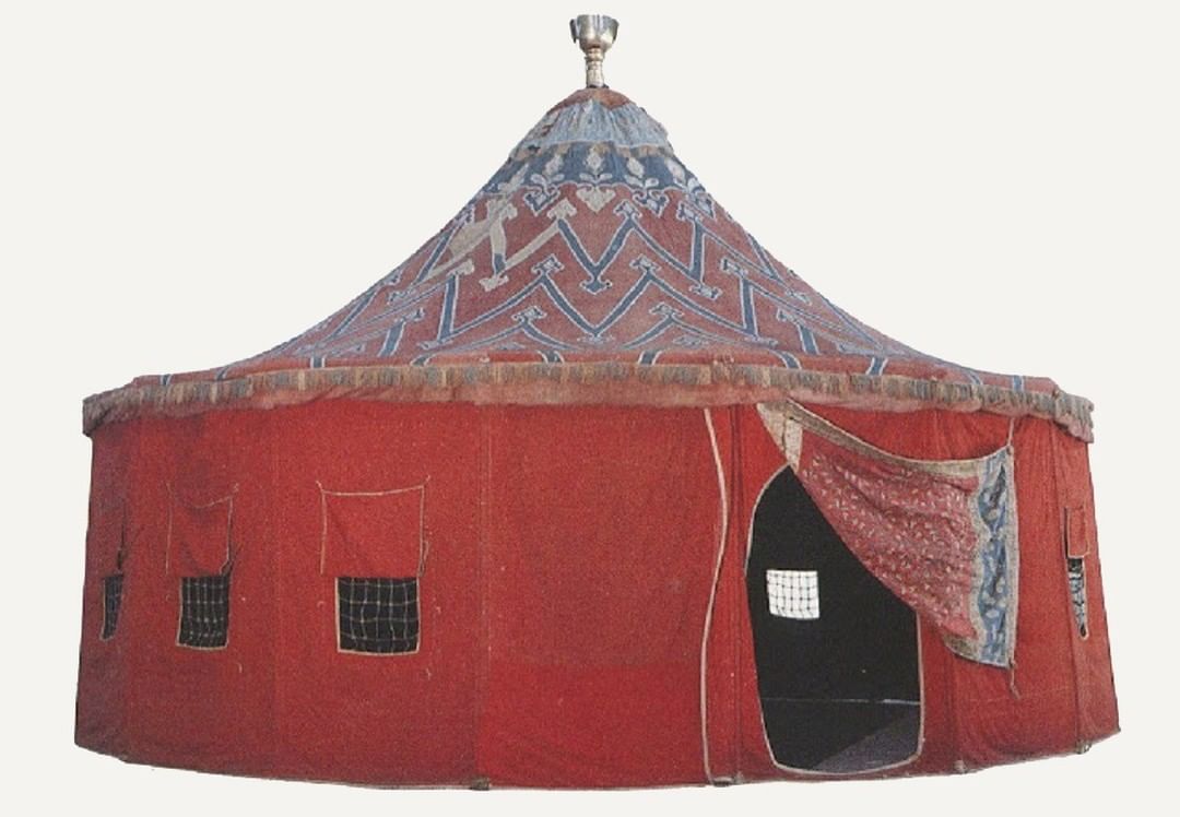 An Ottoman Battle Tent, 17th Century
Bir Osmanlı Savaş Çadırı, 17. Yüzyıl

     ...