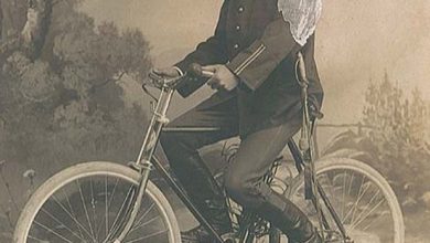 An Ottoman Policeman with Bicycle, 1900s 
Bir Osmanlı Bisikletli Polis, 1900'ler...