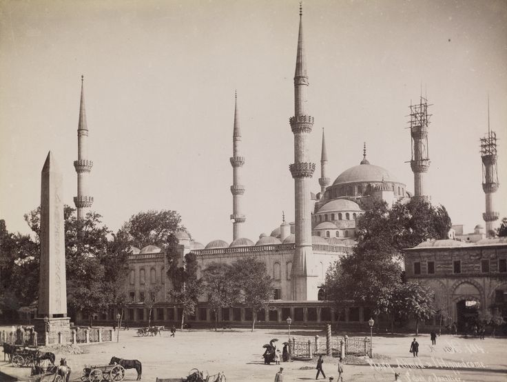 Atmeydanı ve Sultan Ahmet Camii Minareleri Onarımı Zamanı / Sébah ve Joaill...