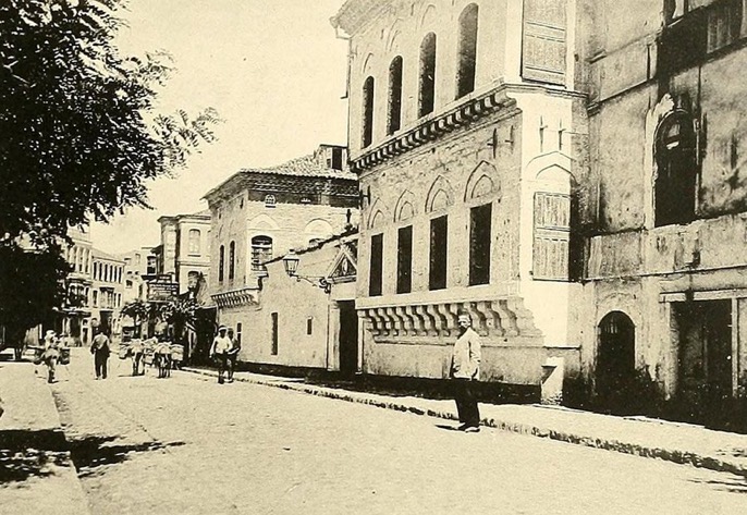 Balat, Istanbul, 1903

                             ...