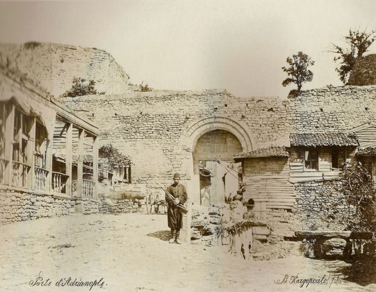 Eski İstanbul Fotoğrafı: EdirnekapıBasile Kargopoulo Fotoğrafı