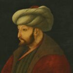 Fatih, İstanbul'u feth edince Ayasofya önüne gelir ve burada yerden aldığı topra