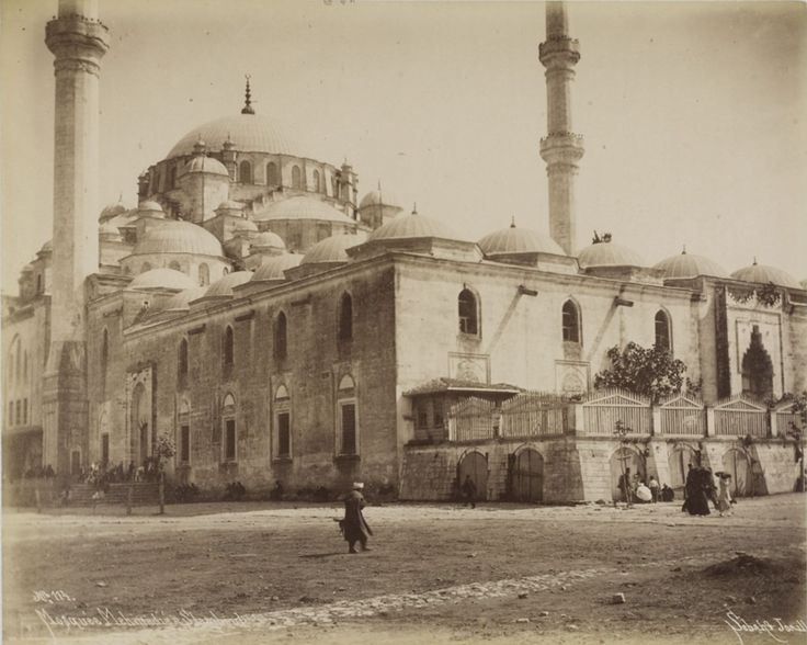 Fatih Camii / Sébah ve Joaillier Fotoğrafı | Eski İstanbul Fotoğrafları Ar...