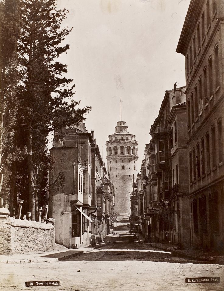 Galata Kulesi Basile Kargopoulo Fotoğrafı 1875