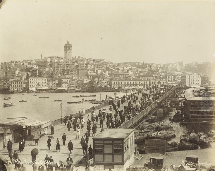 Galata Köprüsü / Sébah ve Joaillier Fotoğrafı | Eski İstanbul Fotoğrafla...