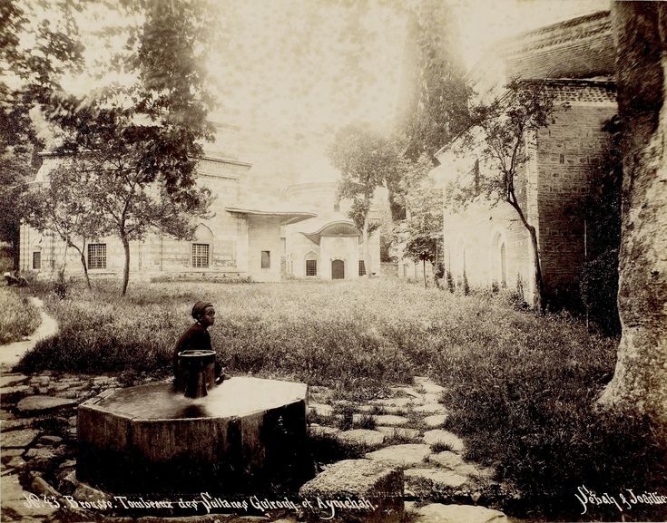 Gülruh Sultan Türbesi, Bursa / Sébah ve Joaillier Fotoğrafı | Eski Türkiye...