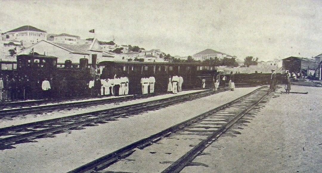 Haifa, Palestine, 1900s
Hayfa, Filistin, 1900'ler

                          ...