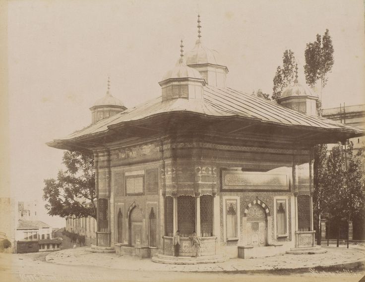 III. Ahmet Çeşmesi  Sébah & Joaillier fotoğrafı 1890s