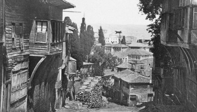 Istanbul, 1890s
Love history? Become one of our patrons by pledging $1/month and...