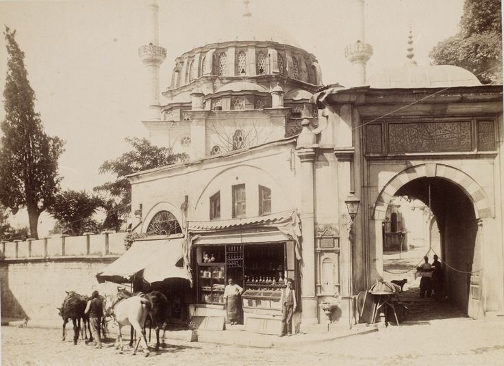 Laleli Camii Sébah & Joaillier fotoğrafı