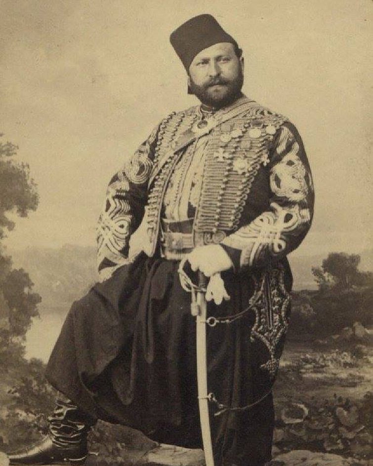 Mahmud Hamdi Pasha, a Polish origin Ottoman Statesman.
Leh asıllı Mahmud Hamdi P...