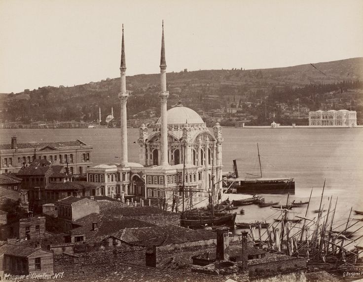 Ortaköy Camii Guillaume Berggren