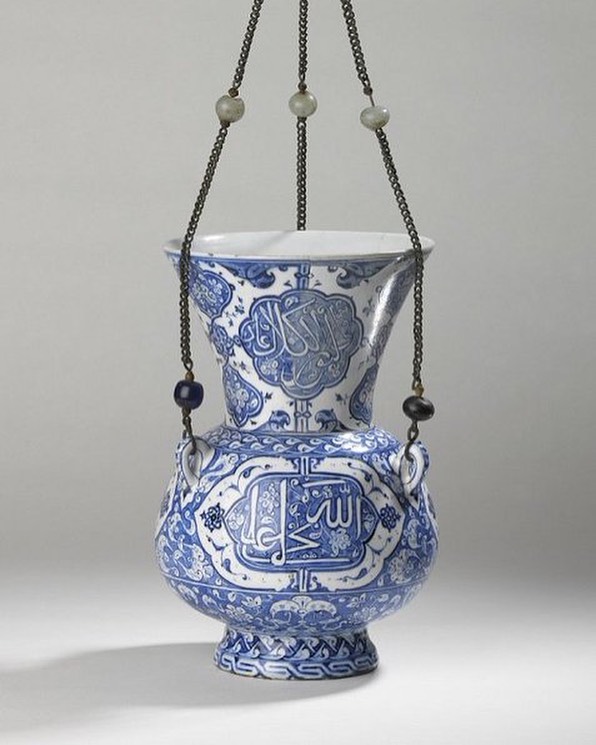 Ottoman Mosque Lamp, 1510
Osmanlı Cami Lambası, 1510.
.
Love history? Become one...