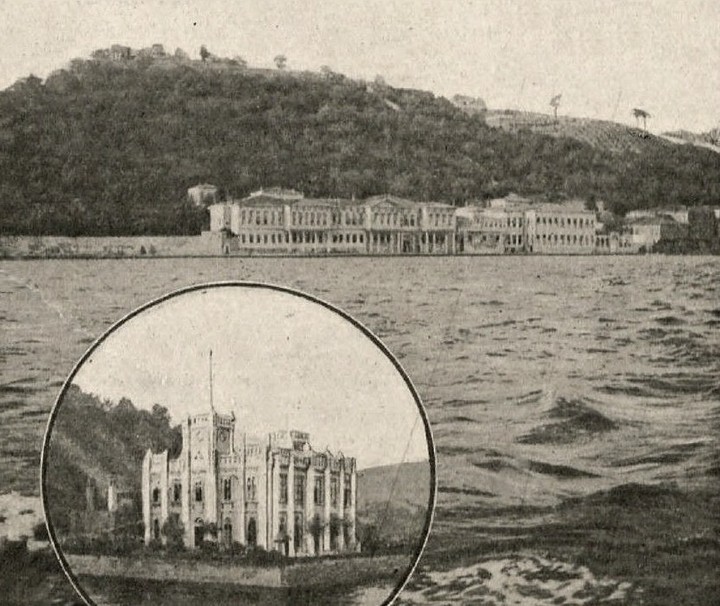 Police Station,  Istanbul, 1890s
Bir Karakolhane, Boğaziçi, İstanbul, 1890'lar

...