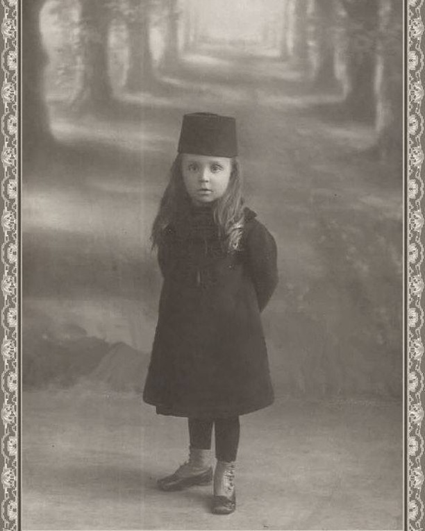 Portrait of an Ottoman Girl Child, c1900
Bir Osmanlı Kız Çocuğu, 1900c

        ...