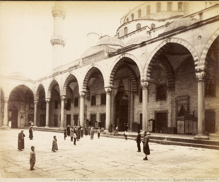 Sultan Ahmet Camii Avlusu / Sébah ve Joaillier Fotoğrafı | Eski İstanbul Fot...