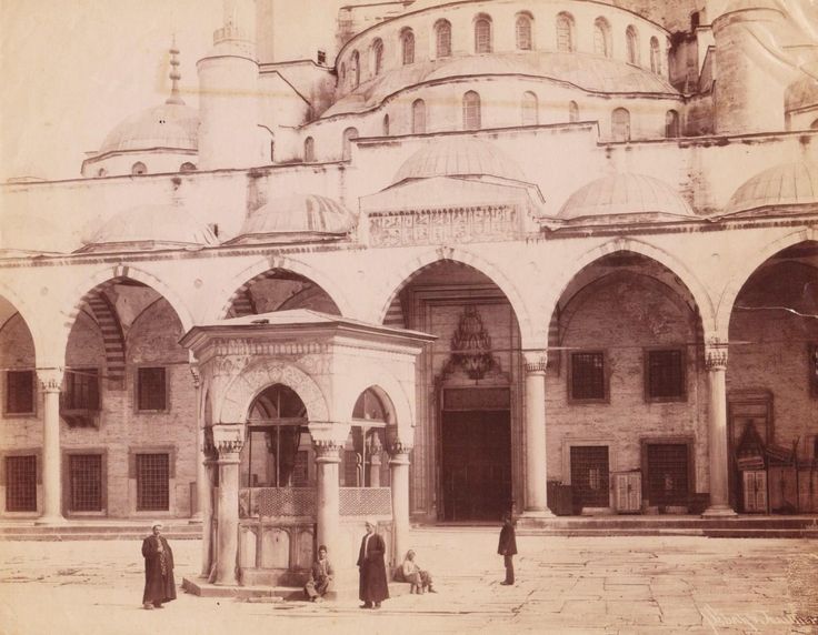 Sultan Ahmet Camii Avlusu Sébah&Joaillier fotoğrafı