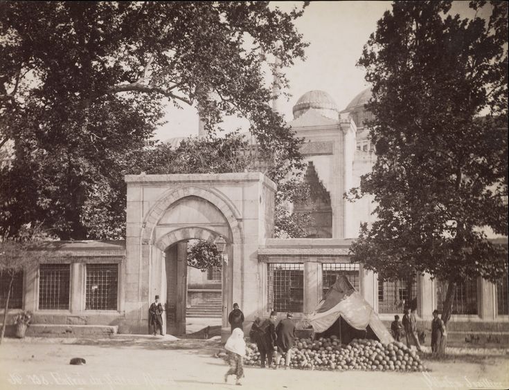 Sultan Ahmet Camii Girişi / Sébah ve Joaillier Fotoğrafı