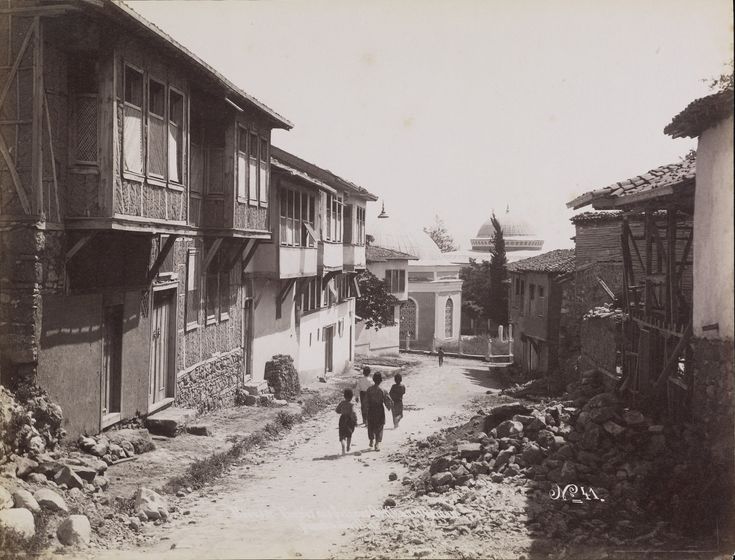 Sultan Orhan ve Osman Türbeleri, Bursa / Sébah ve Joaillier Fotoğrafı | Eski...