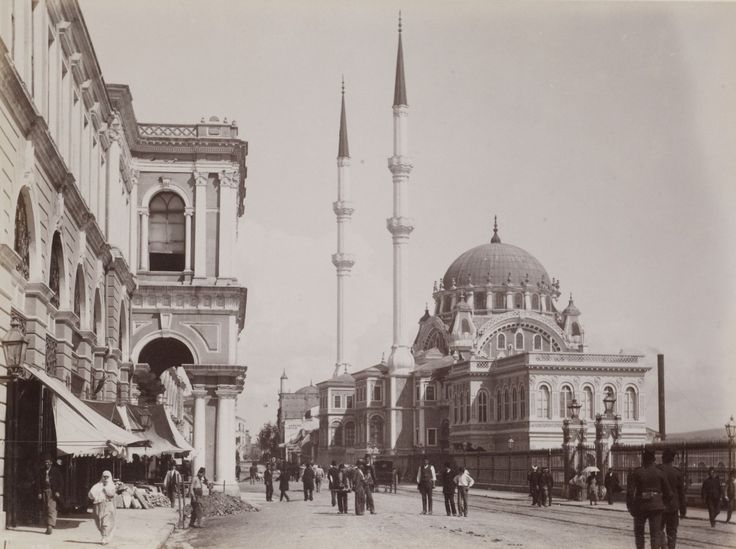 Tophane Sébah & Joaillier / 1890