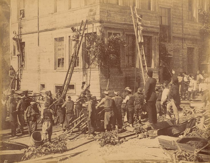 Tulumbacıların Yangın Söndürmesi Guillaume Berggren fotoğrafı