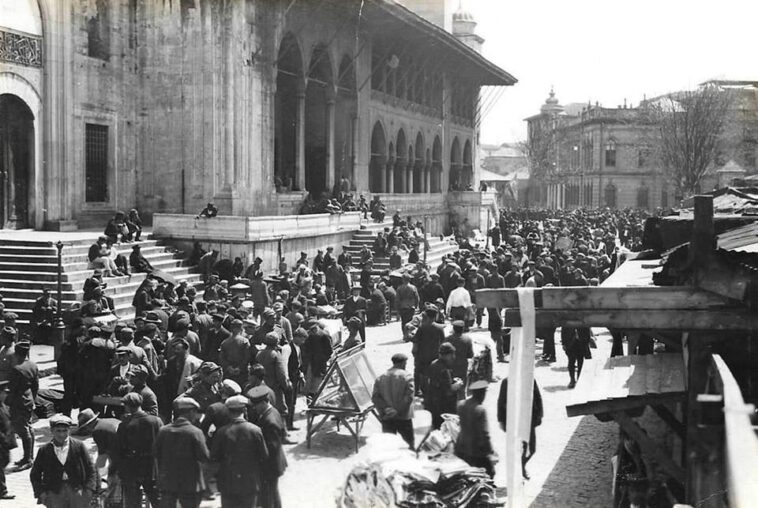 Yeni Cami Arkası Pazar Yeri, 1920'ler