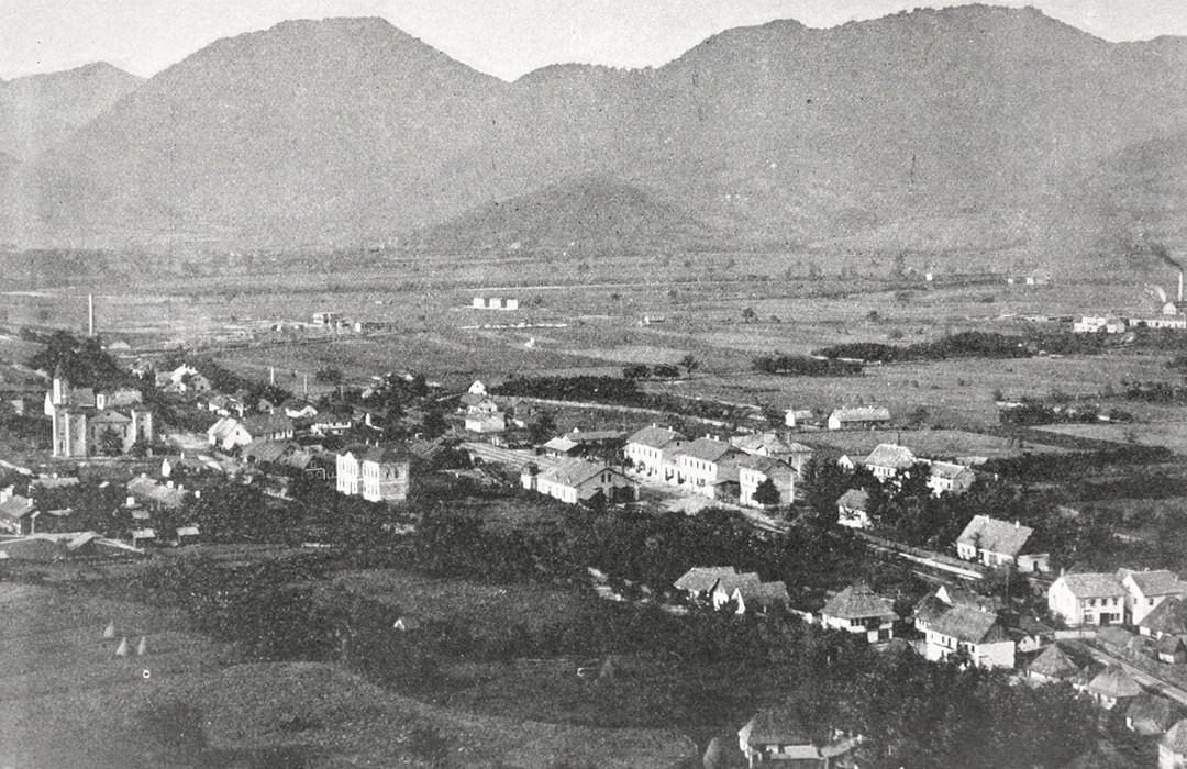 Zenica, Bosnia, 1897
Zenica, Bosna, 1897

                       ...